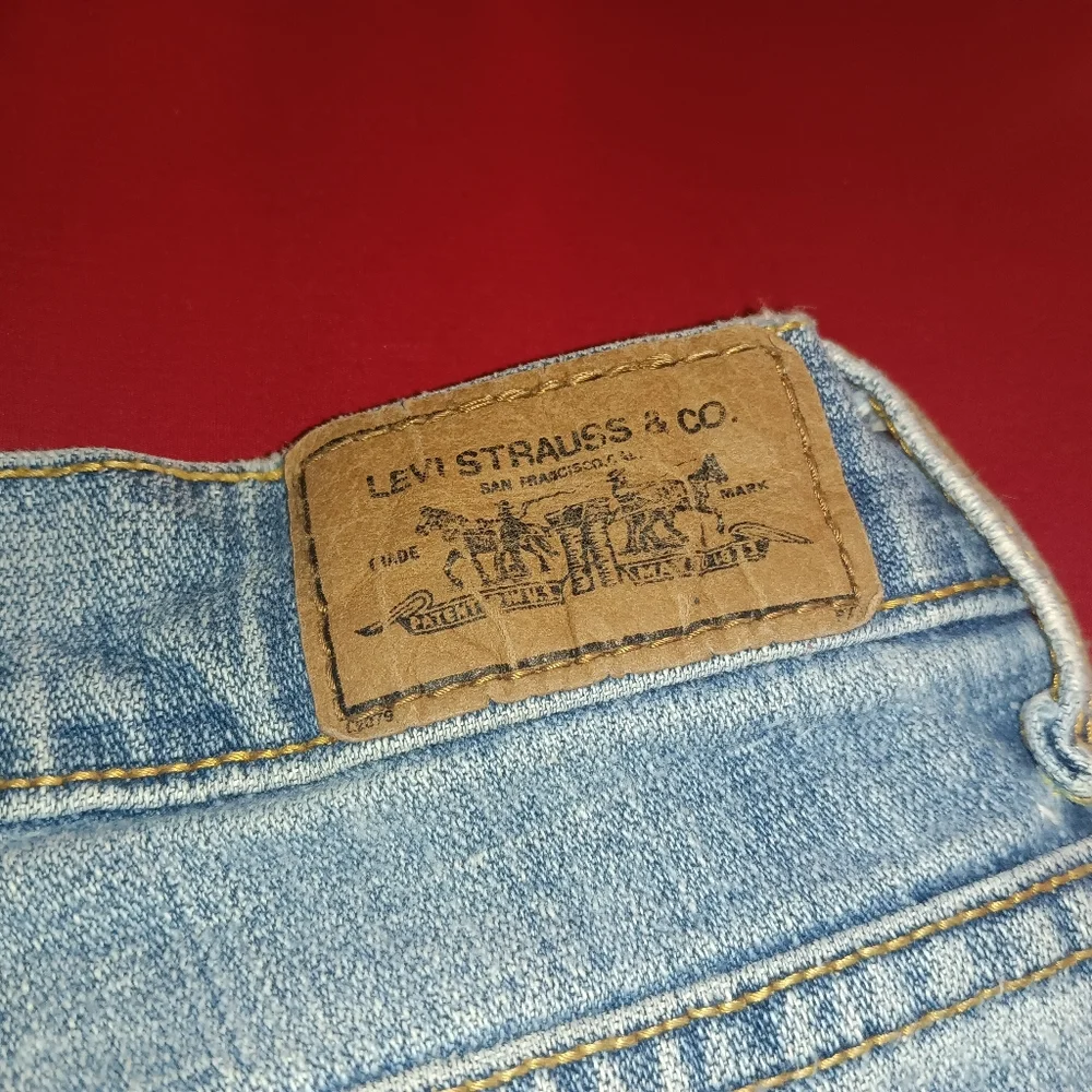 Levi Strauss jeans size 8 - Picture 5 of 8